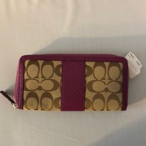 Coach Bags - Coach wallet Coach Bags - Coach wallet
